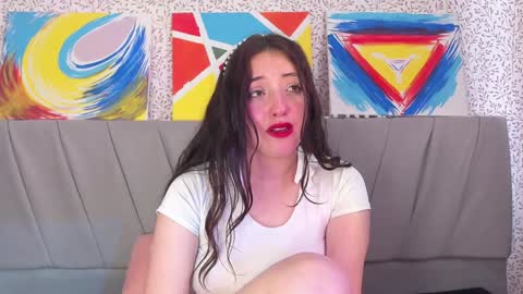 Snapshot of carolinediaz_3 chatting on January 4, 7:55 pm online show from January 4, 7:55 pm