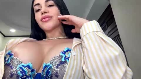 Snapshot of carolinedreamer1 chatting on March 30, 1:50 am carolinedreamer1 online show from March 30, 1:50 am