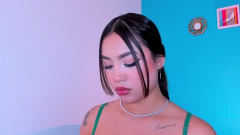 CarolineeGarcia online show from February 6, 1:32 pm