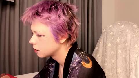 Snapshot of carolinerichter chatting on November 19, 2:55 am CarolineRichter online show from November 19, 2:55 am