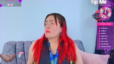 Snapshot of carolinhe_ chatting on October 10, 10:20 pm Carolinhe online show from October 10, 10:20 pm