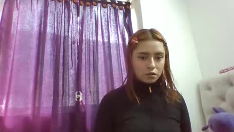 carolinnapinkman online show from March 13, 7:42 pm