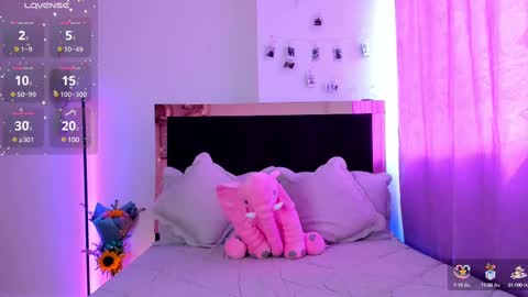 Snapshot of carorosse chatting on February 16, 2:43 pm Caro online show from February 16, 2:43 pm