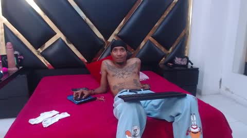 caro y andy online show from December 3, 9:35 pm