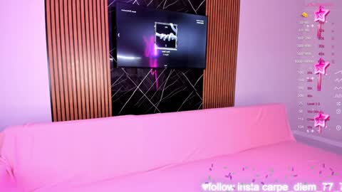 Snapshot of carpe_diemmm chatting on December 11, 2:52 am Yummi online show from December 11, 2:52 am