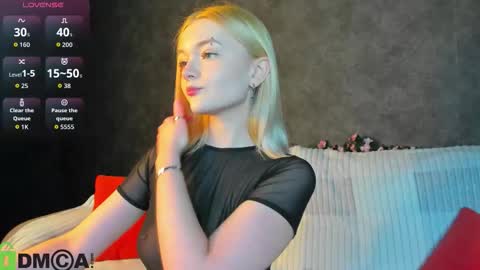 Carrie foster online show from February 28, 1:45 pm