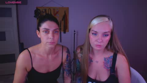 Carrie online show from November 17, 6:24 pm