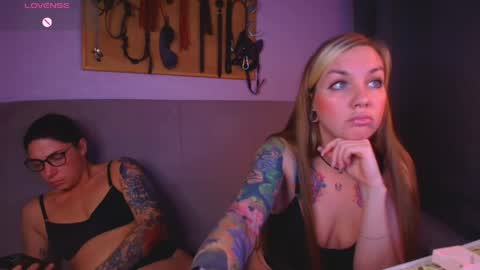 Carrie online show from April 13, 6:57 pm