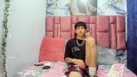 cartyxx online show from May 2, 12:32 pm