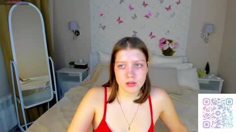 Snapshot of casandra_joness chatting on February 19, 7:59 am Casandra online show from February 19, 7:59 am