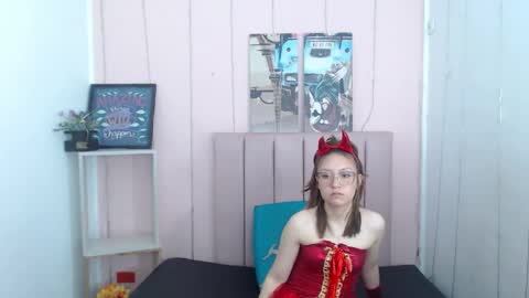 casandraroberthrs707 online show from February 21, 8:10 pm