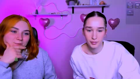 Snapshot of casey_meow_ chatting on February 11, 9:47 am casey_meow_ online show from February 11, 9:47 am