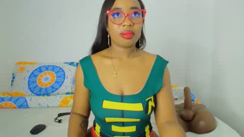 Snapshot of caseymoon chatting on May 28, 10:34 am Casey online show from May 28, 10:34 am