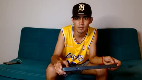 Snapshot of cash_master_san chatting on December 24, 2:12 pm Cash Master San online show from December 24, 2:12 pm
