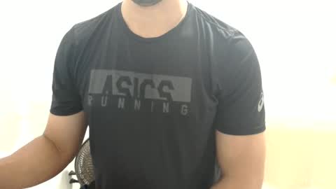 cashmastermuscle77 online show from January 23, 8:45 pm