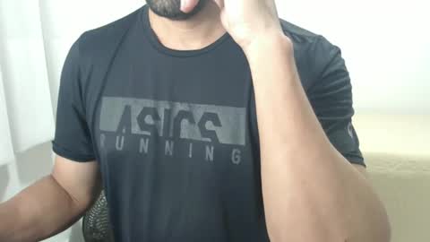 cashmastermuscle77 online show from January 30, 2:49 am