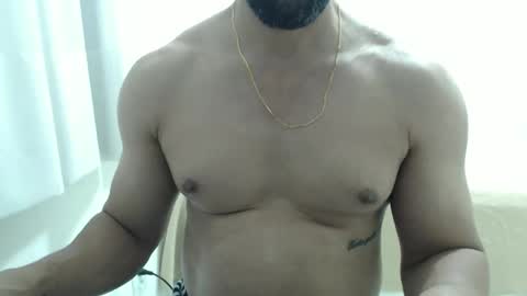 cashmastermuscle77 online show from October 16, 2:01 am