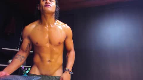 Casike online show from December 14, 1:22 am