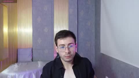 caspian_tay online show from February 6, 11:57 am