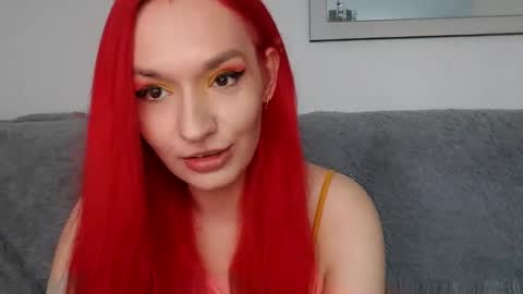 Snapshot of cassandratate chatting on February 3, 8:35 am Casey Chris online show from February 3, 8:35 am