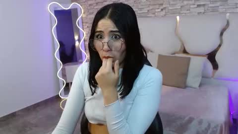 Snapshot of casse_tay chatting on October 22, 3:07 am casse_tay online show from October 22, 3:07 am