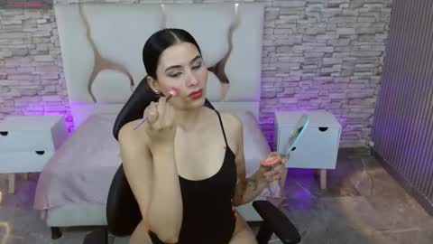 Snapshot of casse_tay chatting on October 24, 3:03 am casse_tay online show from October 24, 3:03 am