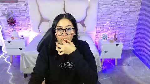 Snapshot of casse_tay chatting on November 24, 4:34 am casse_tay online show from November 24, 4:34 am