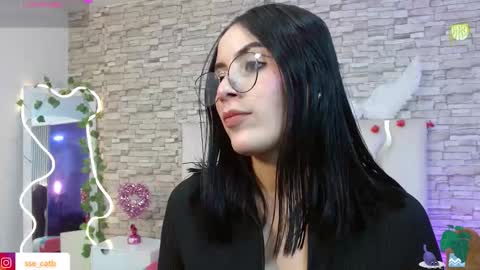 Snapshot of casse_tay chatting on February 16, 3:35 am casse_tay online show from February 16, 3:35 am