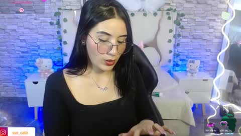 Snapshot of casse_tay chatting on February 20, 4:31 am casse_tay online show from February 20, 4:31 am