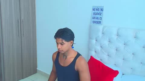 Snapshot of cassian_gold chatting on June 29, 5:02 pm CASSIAN GOLD online show from June 29, 5:02 pm