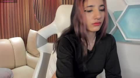 Snapshot of cassidy_evans chatting on September 18, 11:45 am cassidy_evans online show from September 18, 11:45 am