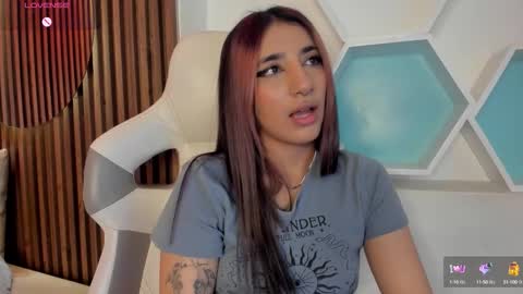Snapshot of cassidy_evans chatting on September 19, 11:44 am cassidy_evans online show from September 19, 11:44 am