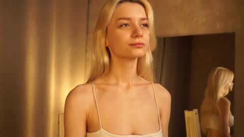 Cassie online show from March 8, 5:54 pm