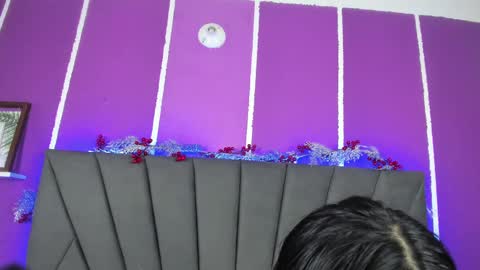 Snapshot of cassie_jones1 chatting on February 17, 4:09 am Cassie Jones online show from February 17, 4:09 am