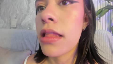 Snapshot of cassie_jones1 chatting on February 2, 3:38 am Cassie Jones online show from February 2, 3:38 am