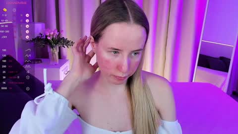 Cassie online show from February 2, 3:21 am