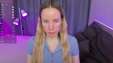 Cassie online show from February 26, 9:05 pm