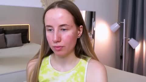 Cassie online show from October 4, 9:02 pm