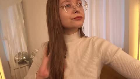 assie online show from November 2, 12:40 pm