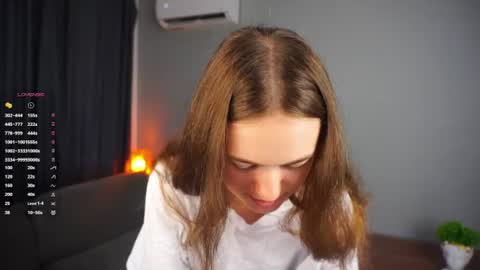 Snapshot of cassiehorridge chatting on July 28, 6:09 am Alice online show from July 28, 6:09 am