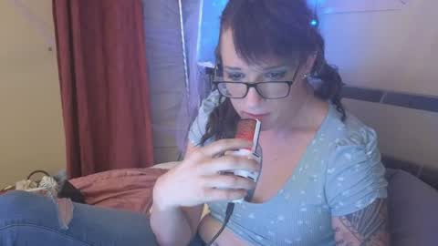 Cassiemichelle online show from May 26, 8:05 pm