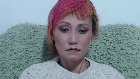 Snapshot of cassiopeia2025 chatting on February 25, 10:29 pm cassiopeia2025 online show from February 25, 10:29 pm