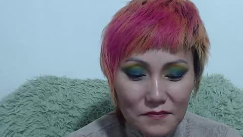 Snapshot of cassiopeia2025 chatting on March 2, 2:19 am cassiopeia2025 online show from March 2, 2:19 am