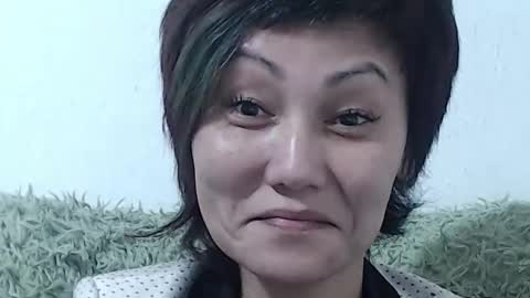 Snapshot of cassiopeia2025 chatting on February 20, 8:05 am cassiopeia2025 online show from February 20, 8:05 am