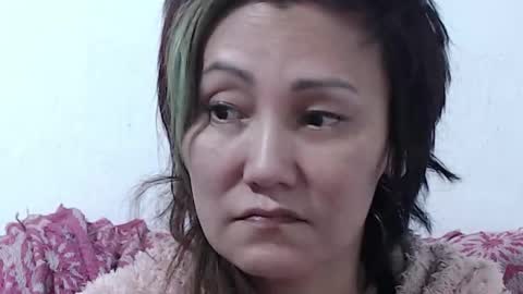 Snapshot of cassiopeia2025 chatting on March 22, 7:28 pm cassiopeia2025 online show from March 22, 7:28 pm