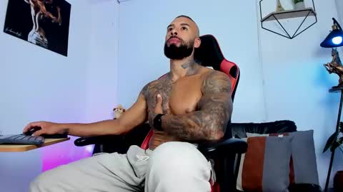 Matheo Brown online show from March 12, 11:01 pm