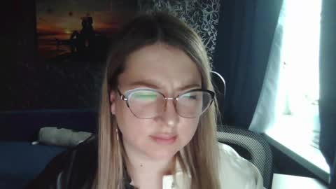 Snapshot of casual__vibes chatting on April 8, 12:38 pm casual__vibes online show from April 8, 12:38 pm