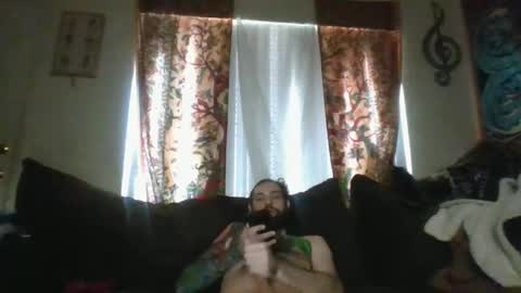 Snapshot of casualfrank chatting on January 27, 7:46 pm CasualFun online show from January 27, 7:46 pm