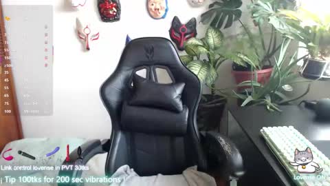 Snapshot of cat_salo chatting on November 5, 12:27 pm Maria kittie PVT model online show from November 5, 12:27 pm