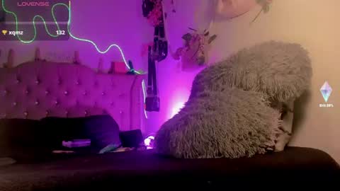 Snapshot of cata__mw chatting on June 22, 7:22 pm cata__mw online show from June 22, 7:22 pm